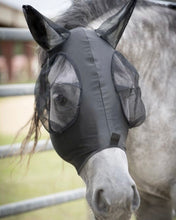 Charger l'image dans la galerie, Masque à mouches Lyrca Comfort Fit noir par Canadian Horsewear avec fermeture éclair/fly mask canadian horsewear with zipper