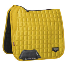 Charger l'image dans la galerie, LeMieux loire memory satin dressage square saddle pad