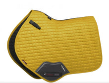 Charger l'image dans la galerie, Tapis Classic CC square saddle pad LeMieux