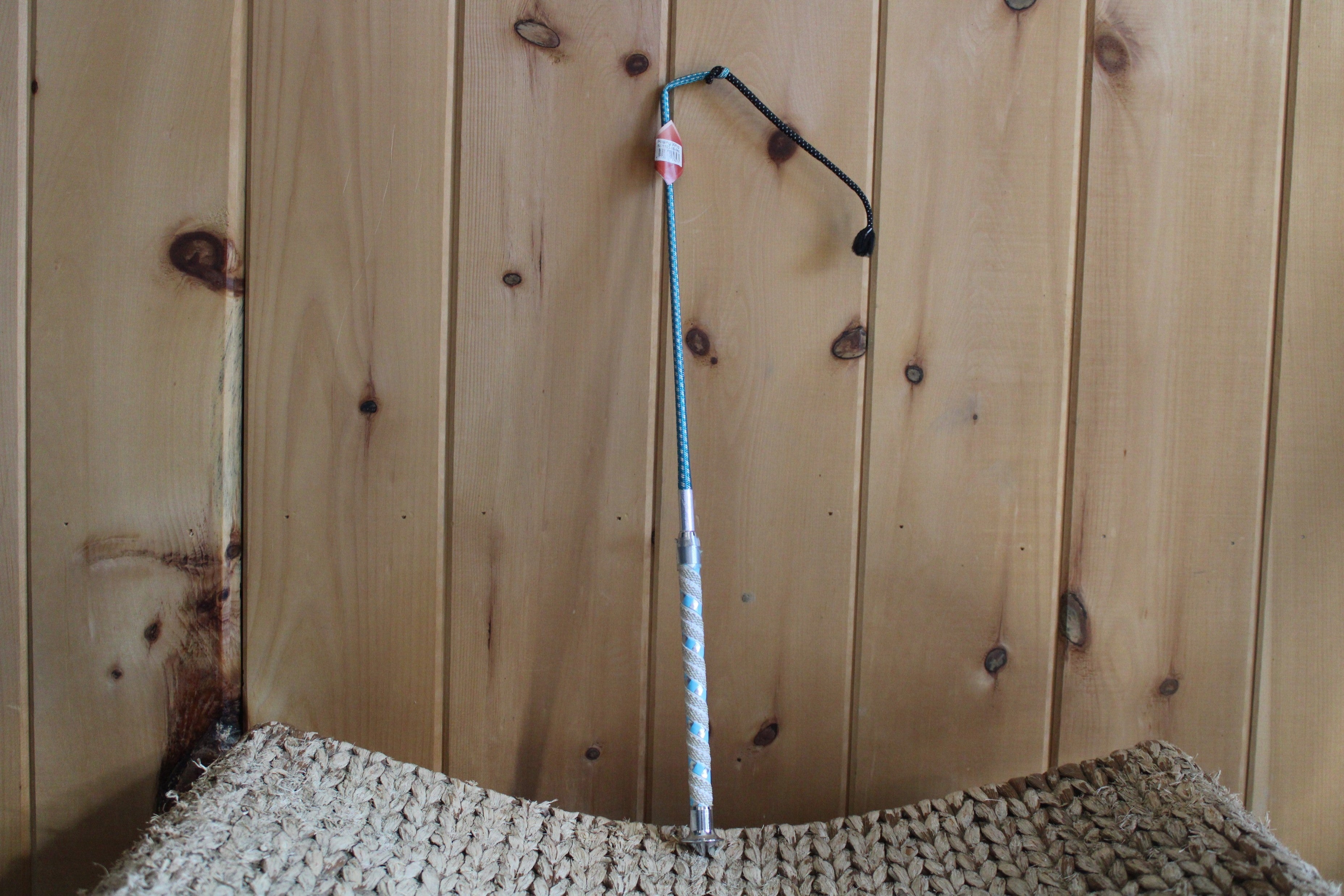 Stick de dressage PREMIERE- bleu ciel et crème – Boutique équestre Epona